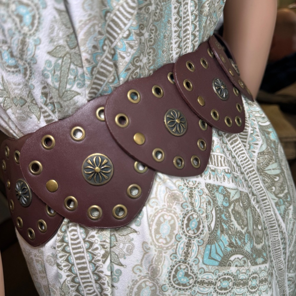 Brown Faux Leather Wide Boho Statement Belt with‎ Ornate Medallion Buckle SM - Picture 3 of 9